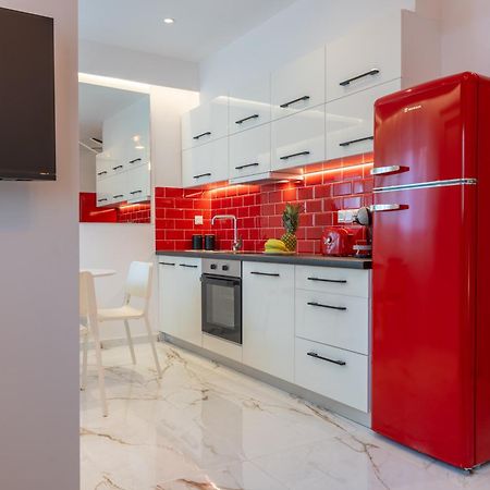 Marilouiz Appartement Kalamáta Buitenkant foto