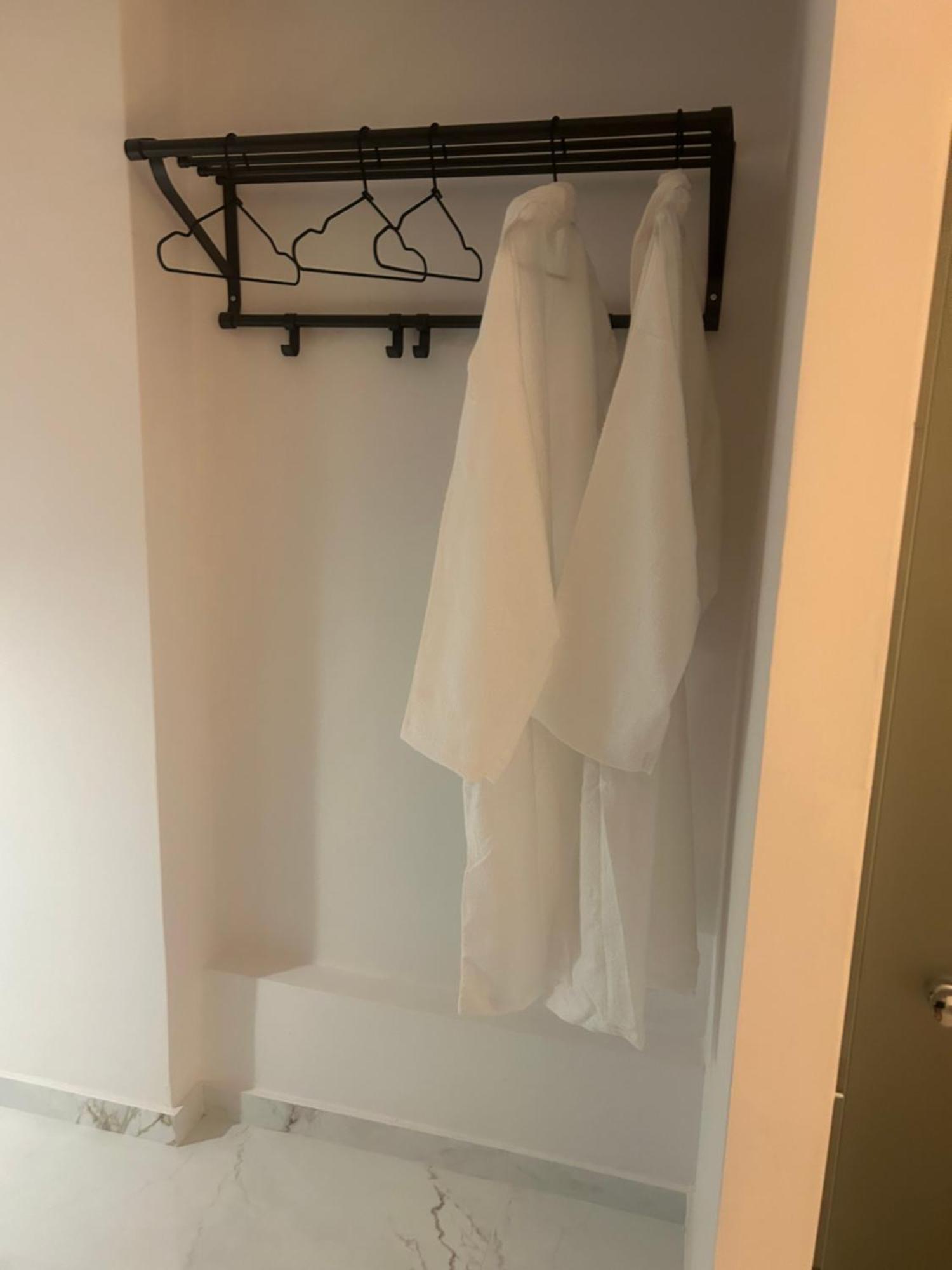 Marilouiz Appartement Kalamáta Buitenkant foto