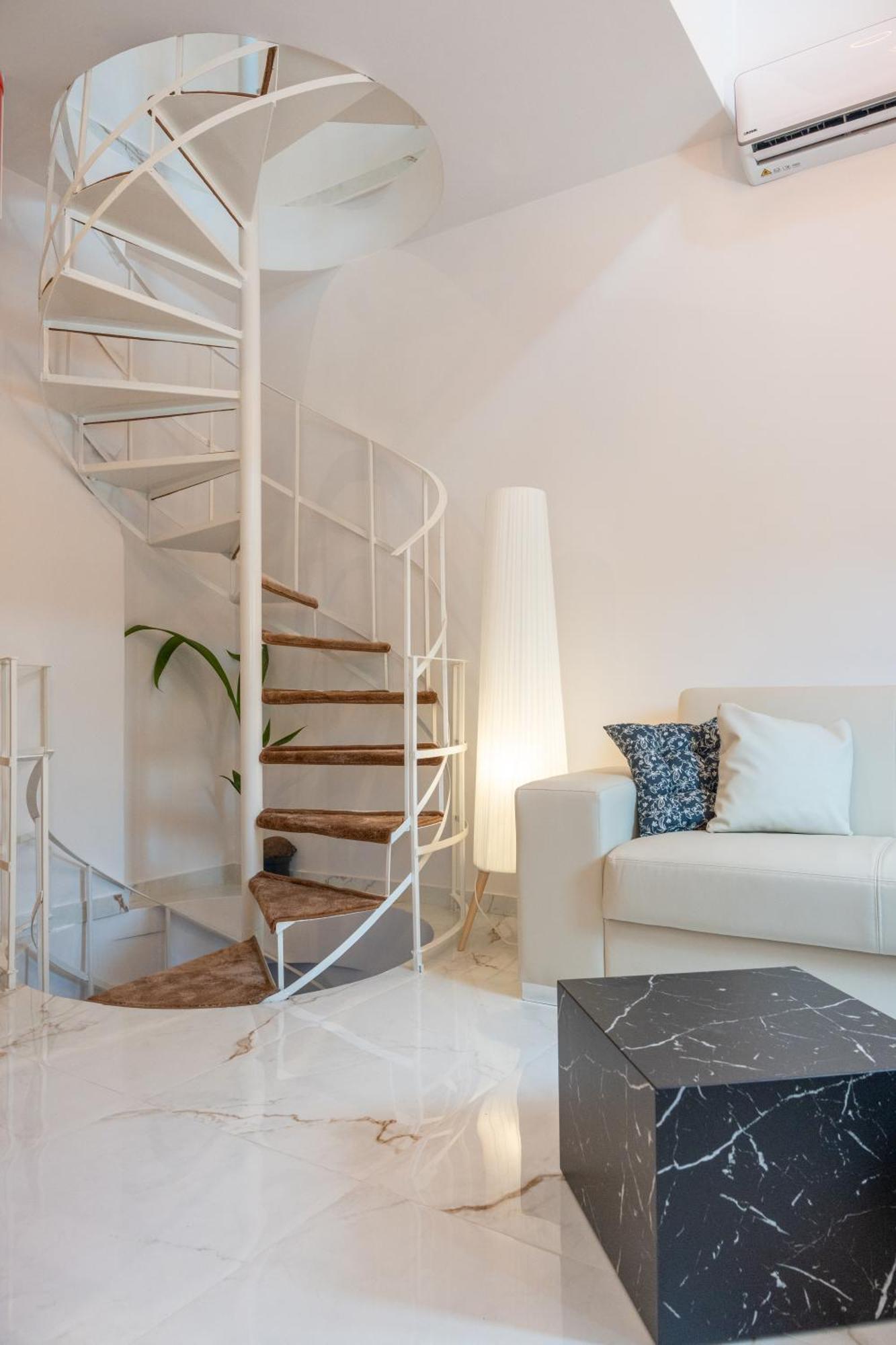 Marilouiz Appartement Kalamáta Buitenkant foto